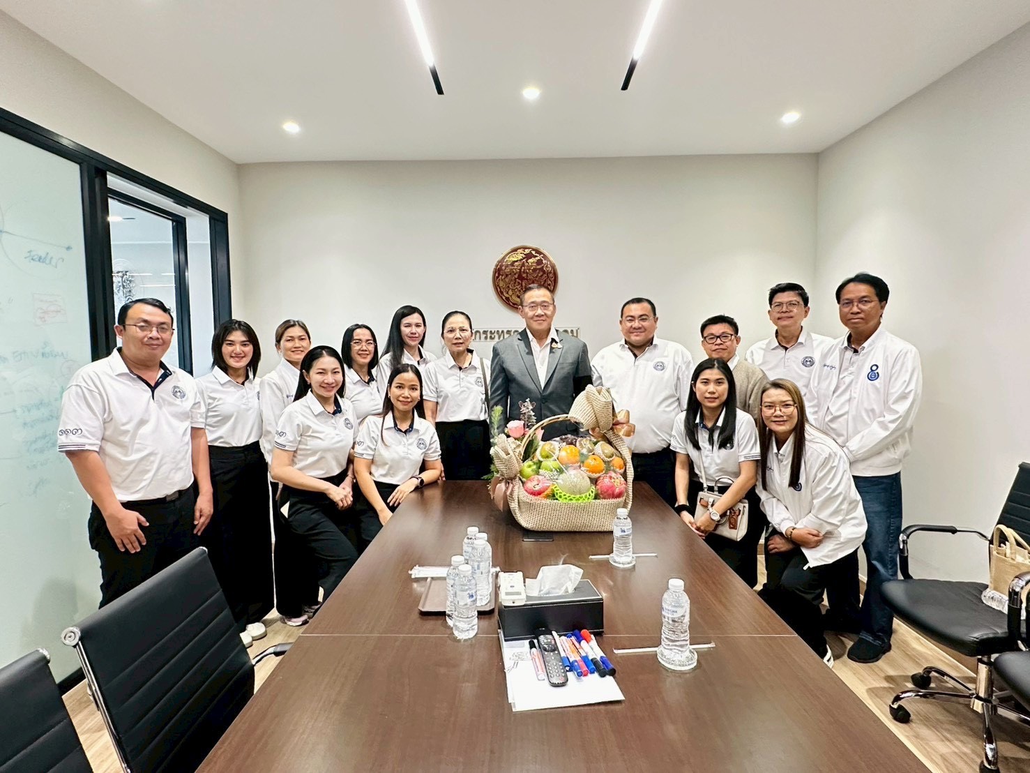 ทำบุญตักบาตรต้อนรับปีใหม่ พุทธศักราช 2569 เสริมสิริมงคลและขวัญกำลังใจแก่บุคลากร ณ อาคารสันทนาการ กรมทางหลวง